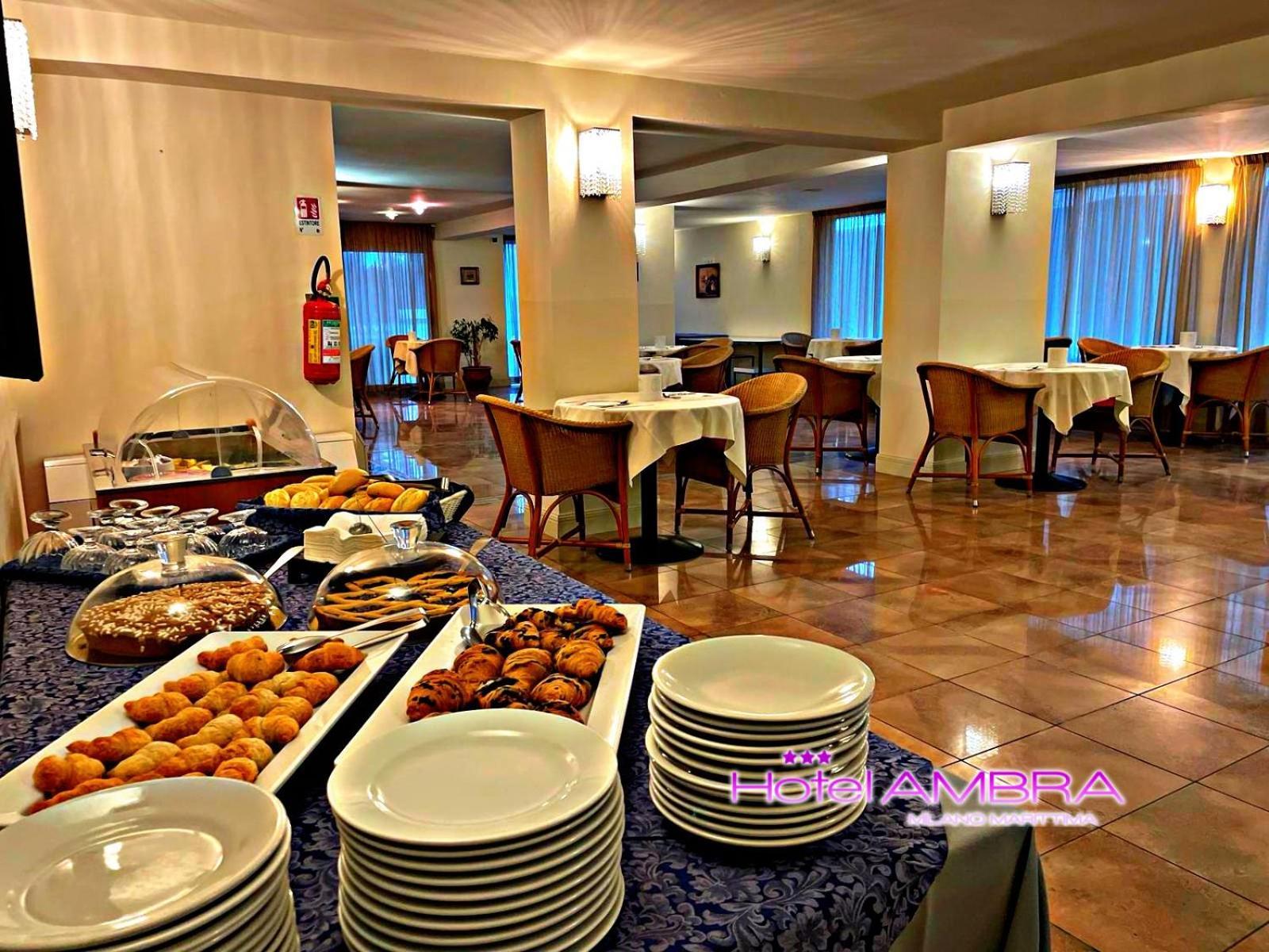Hotel Ambra Milano Marittima Zewnętrze zdjęcie