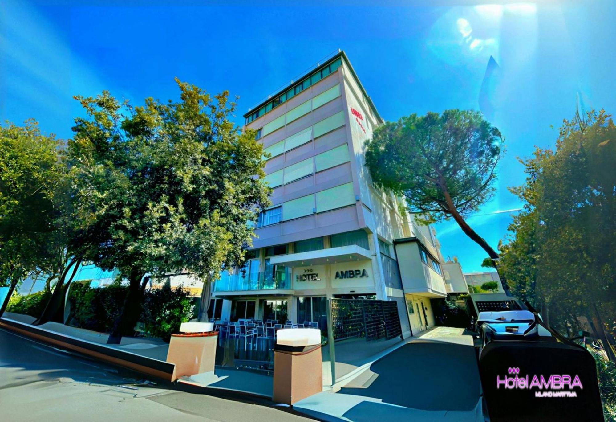 Hotel Ambra Milano Marittima Zewnętrze zdjęcie