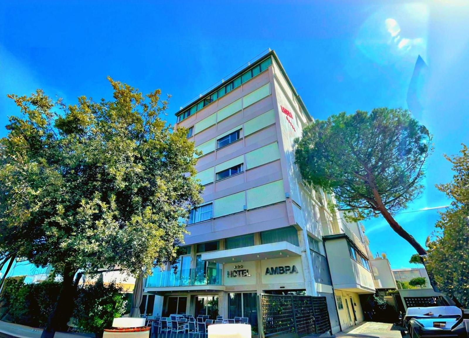 Hotel Ambra Milano Marittima Zewnętrze zdjęcie